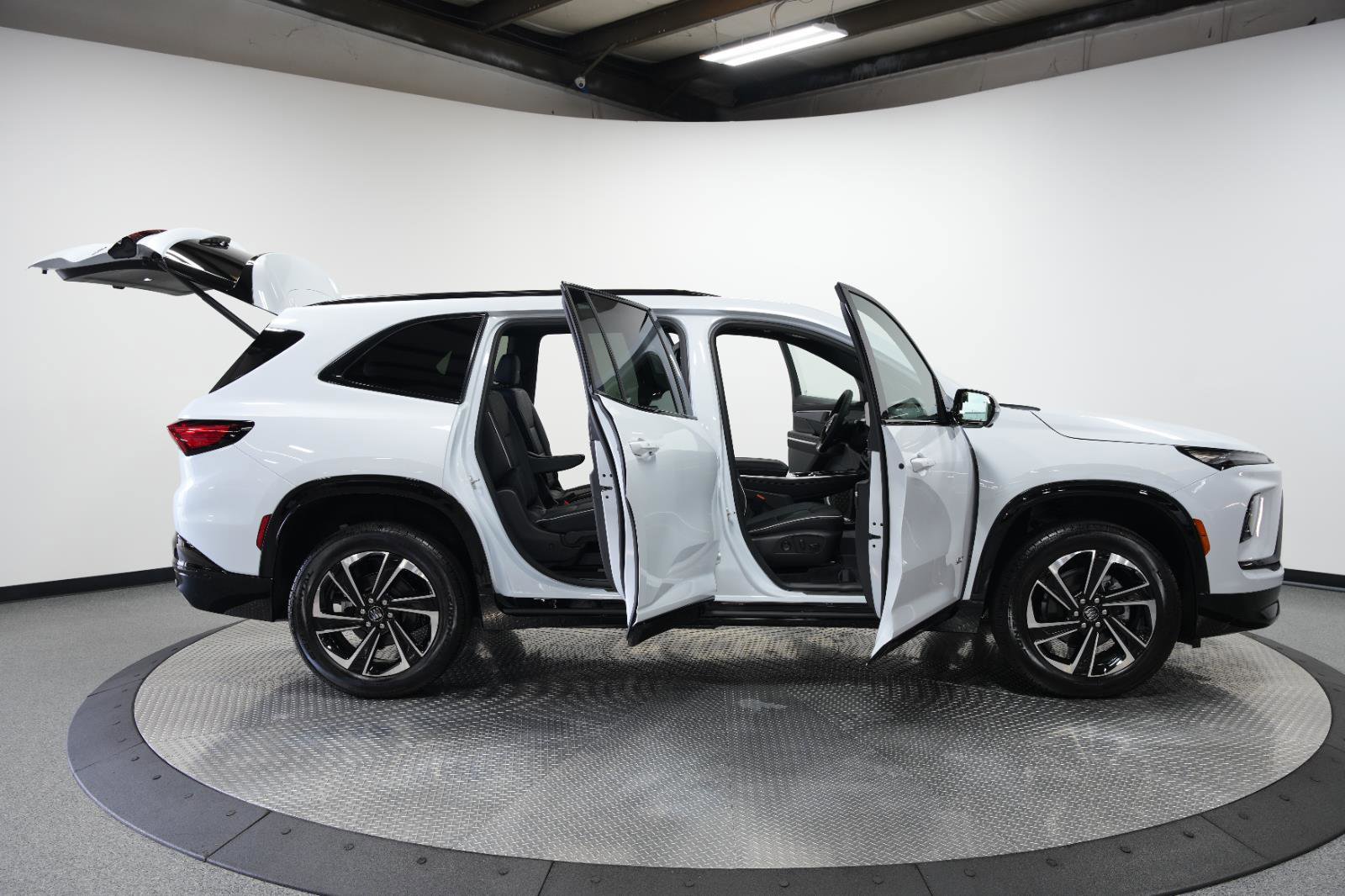 New 2026 Buick Enclave Sport Touring w/ Power Package image 10