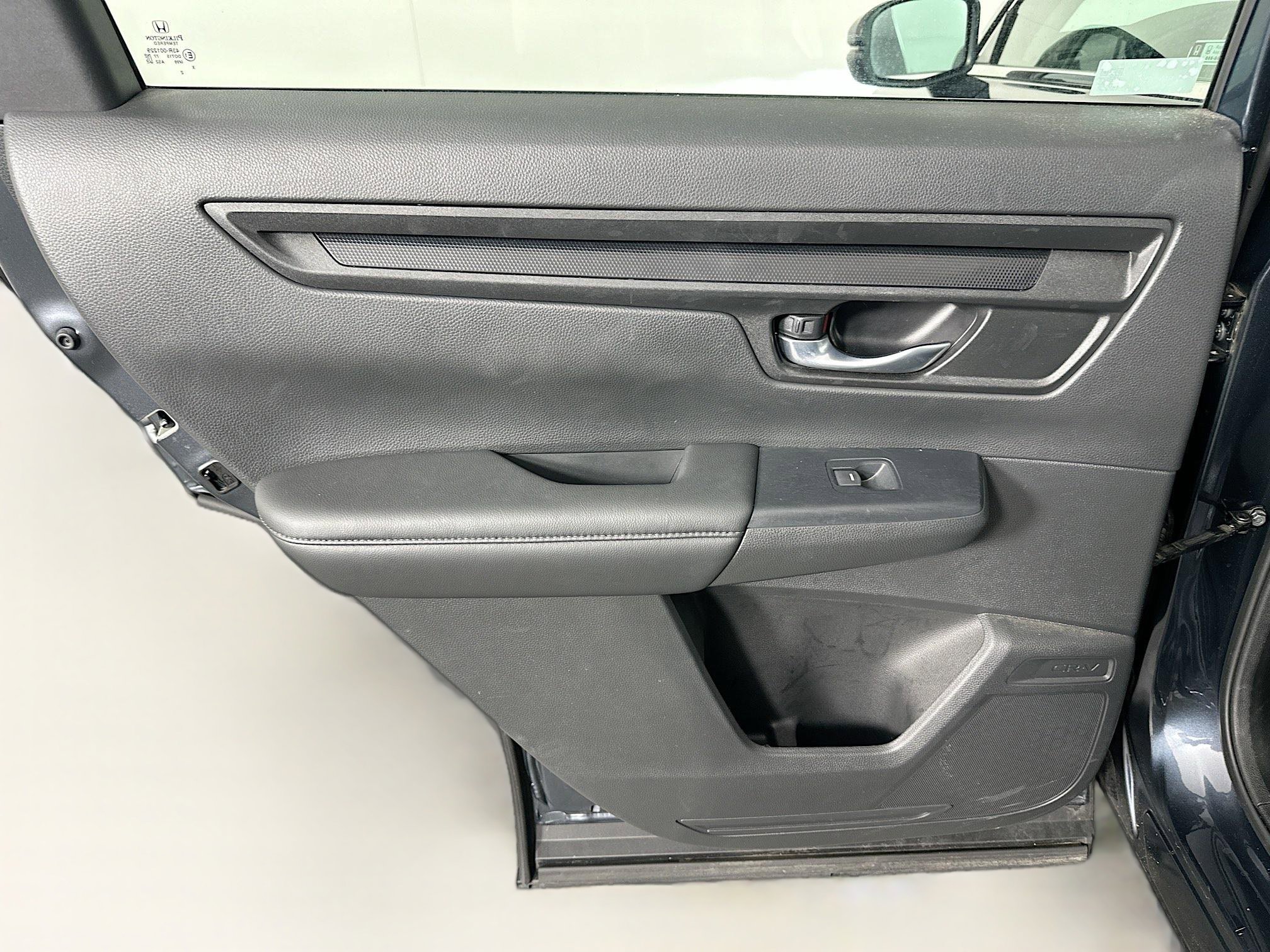 Used 2023 Honda CR-V LX image 25