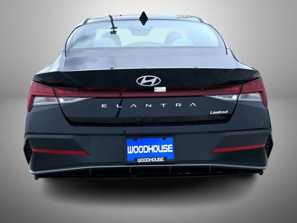 New 2025 Hyundai Elantra Limited image 6