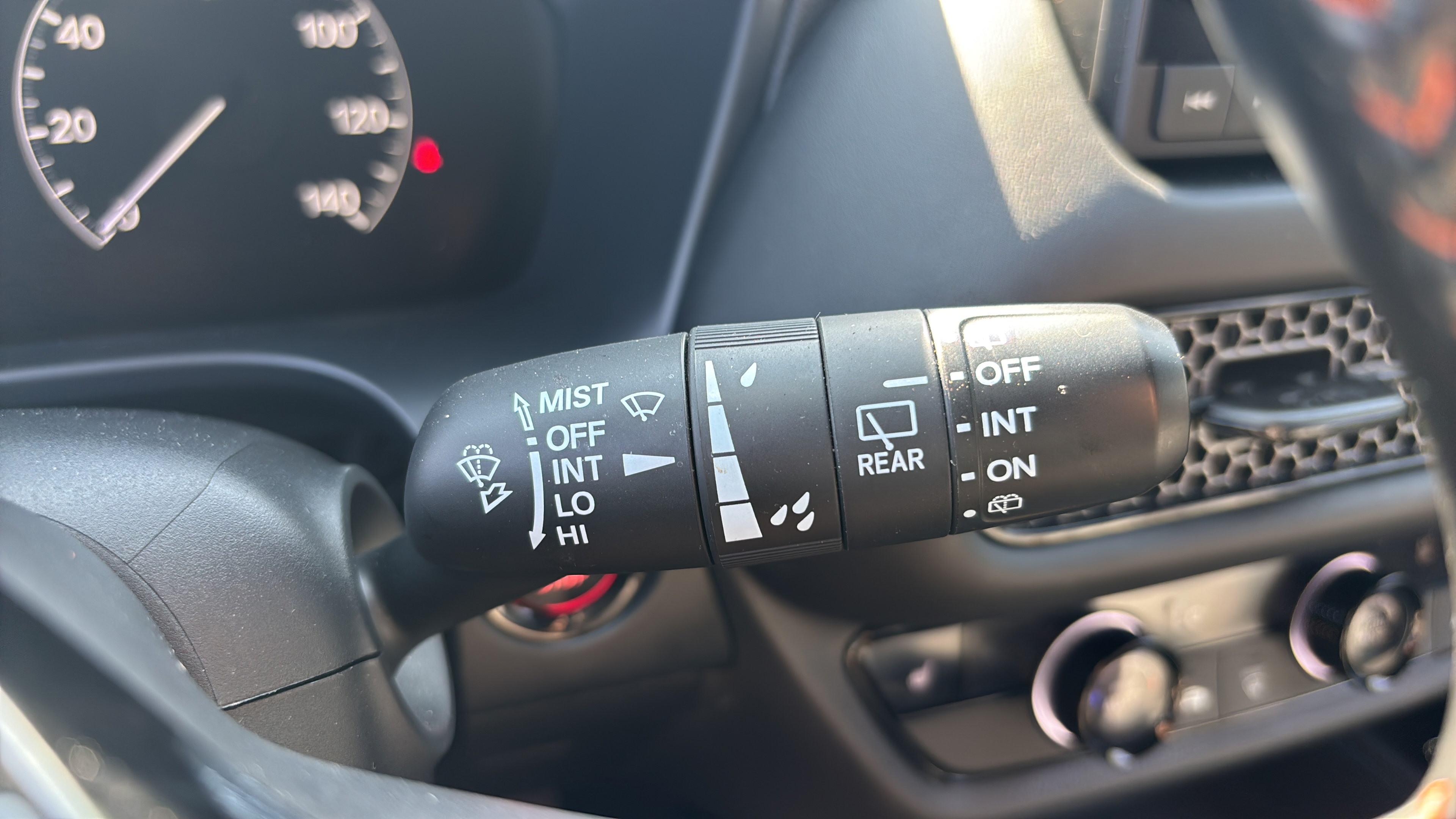Certified 2025 Honda HR-V Sport image 35