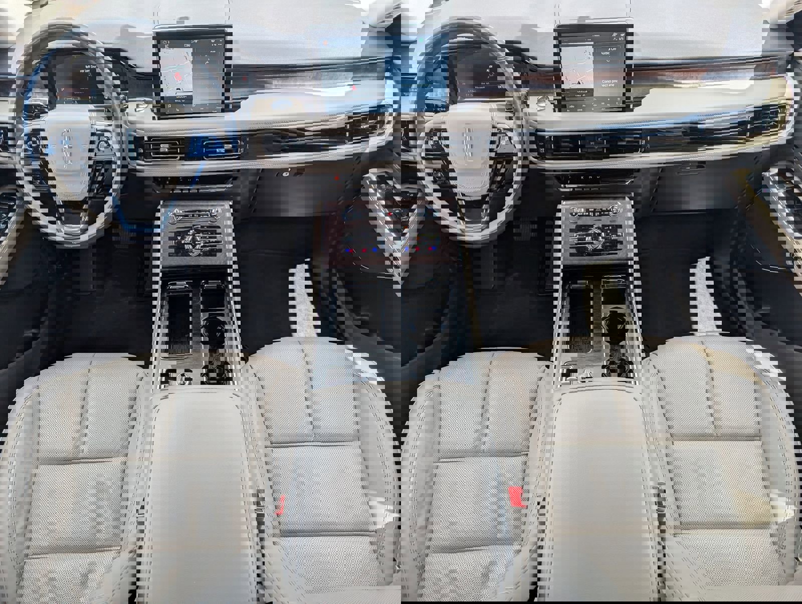 Used 2023 Lincoln Aviator Reserve w/ Equipment Group 201A image 5