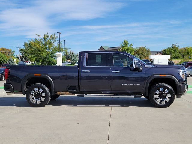 Used 2024 GMC Sierra 3500 Denali w/ Denali Reserve Package image 2