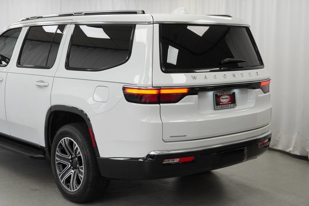 Certified 2023 Jeep Wagoneer 4WD w/ Premium Group I image 13