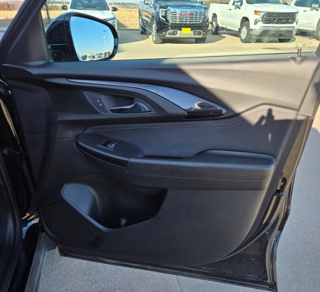 Used 2022 Chevrolet TrailBlazer RS w/ Convenience Package image 15