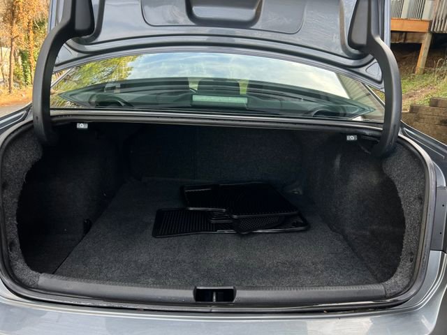 Used 2014 Volkswagen Passat Wolfsburg Edition image 25