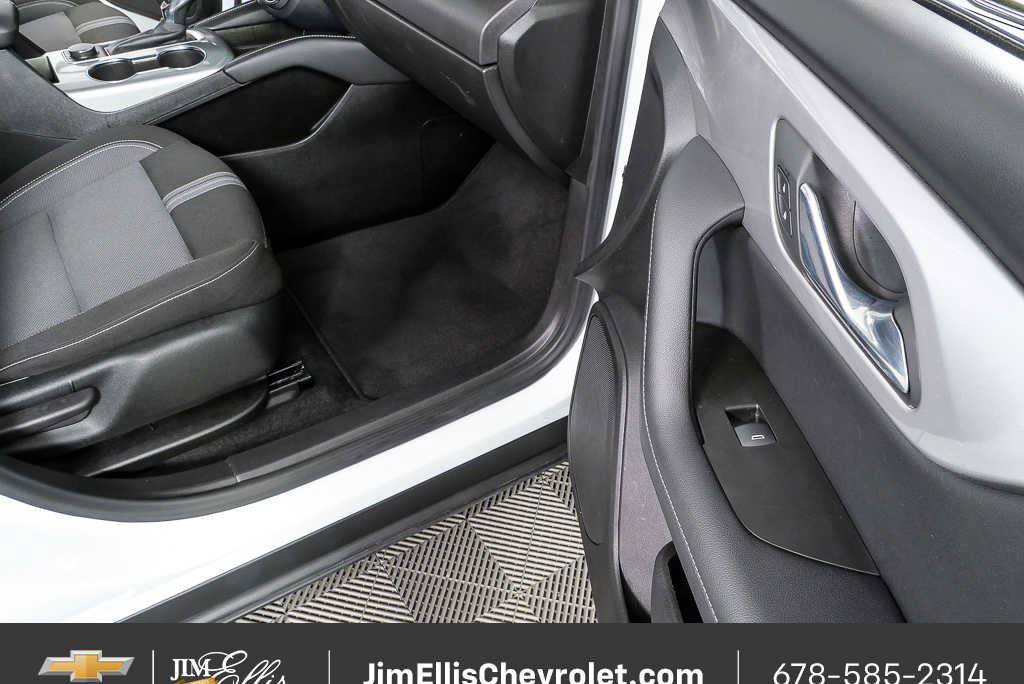 Certified 2025 Chevrolet Blazer LT FWD image 22