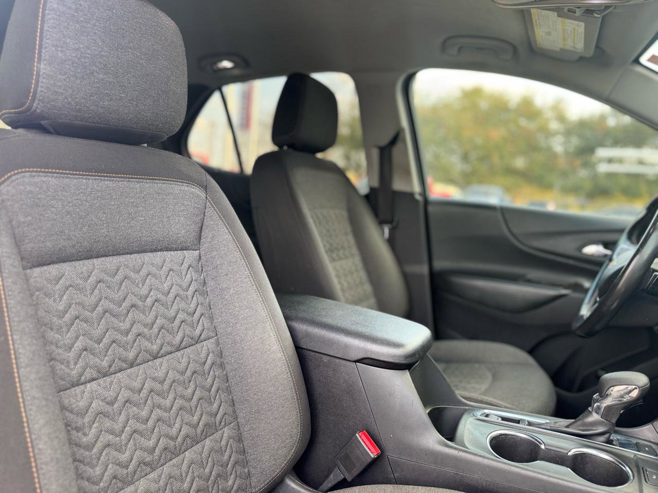 Used 2022 Chevrolet Equinox LT image 48