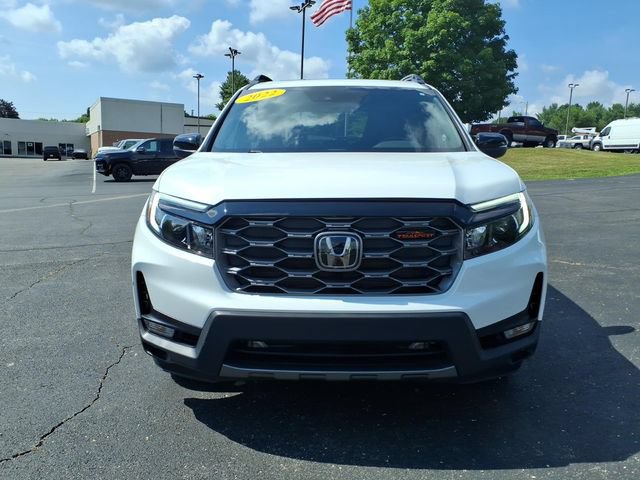Used 2022 Honda Passport TrailSport image 2