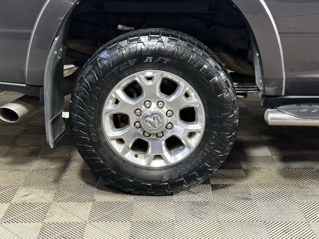 Used 2020 RAM 3500 Laramie image 10