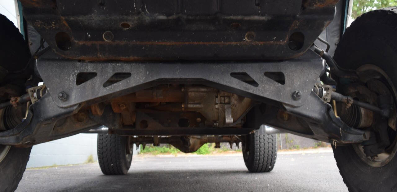 Used 1997 Chevrolet Silverado 1500 4x4 Regular Cab w/ Preferred Equipment Group 2 image 80