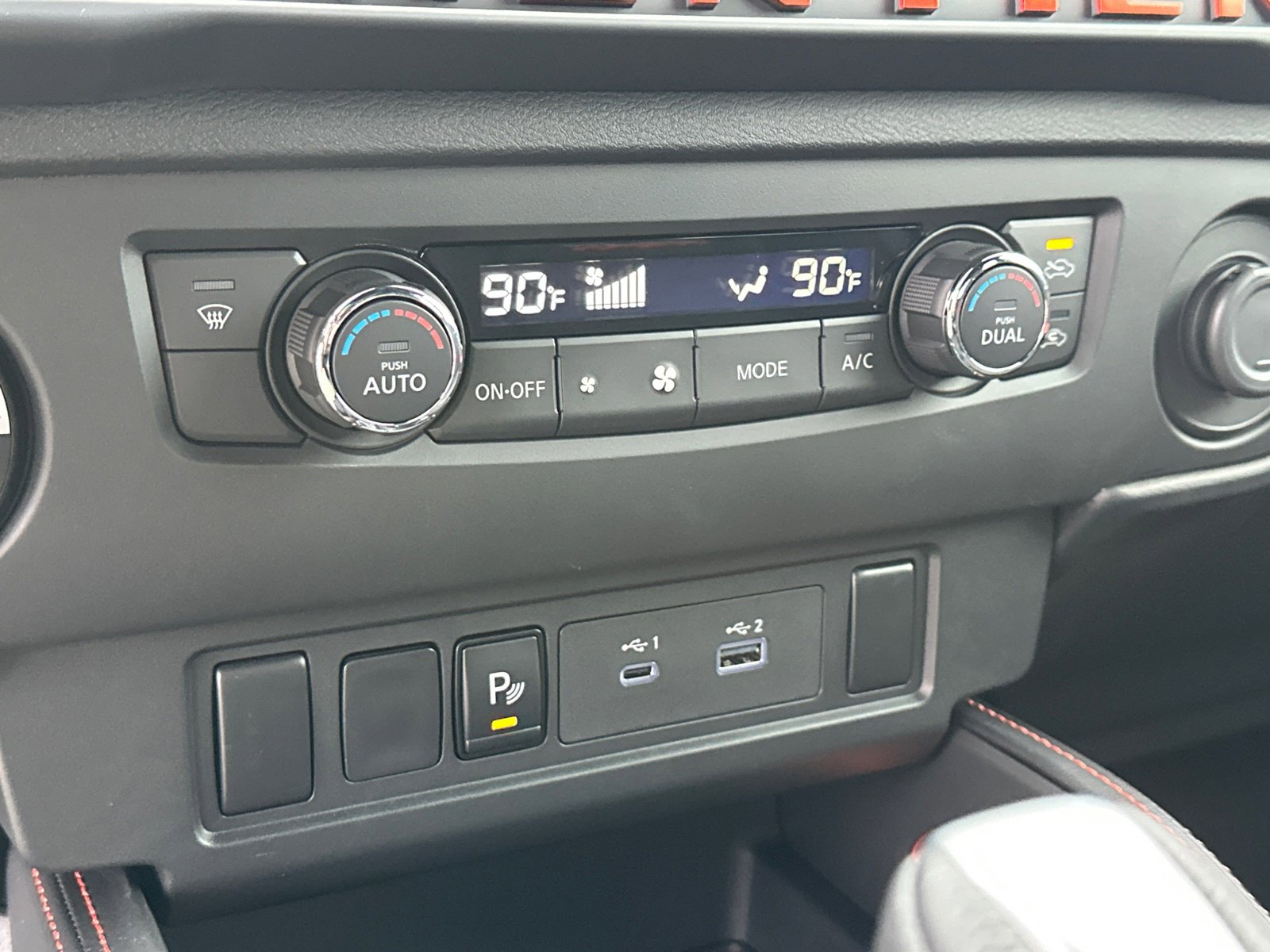 New 2025 Nissan Frontier PRO-4X image 30