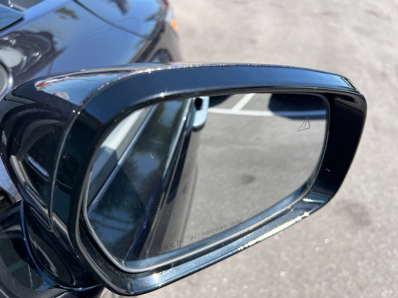 Used 2024 Kia Carnival LX FWD image 58