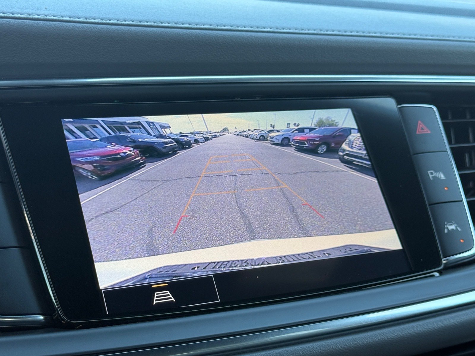 Used 2023 Buick Enclave Essence FWD image 18