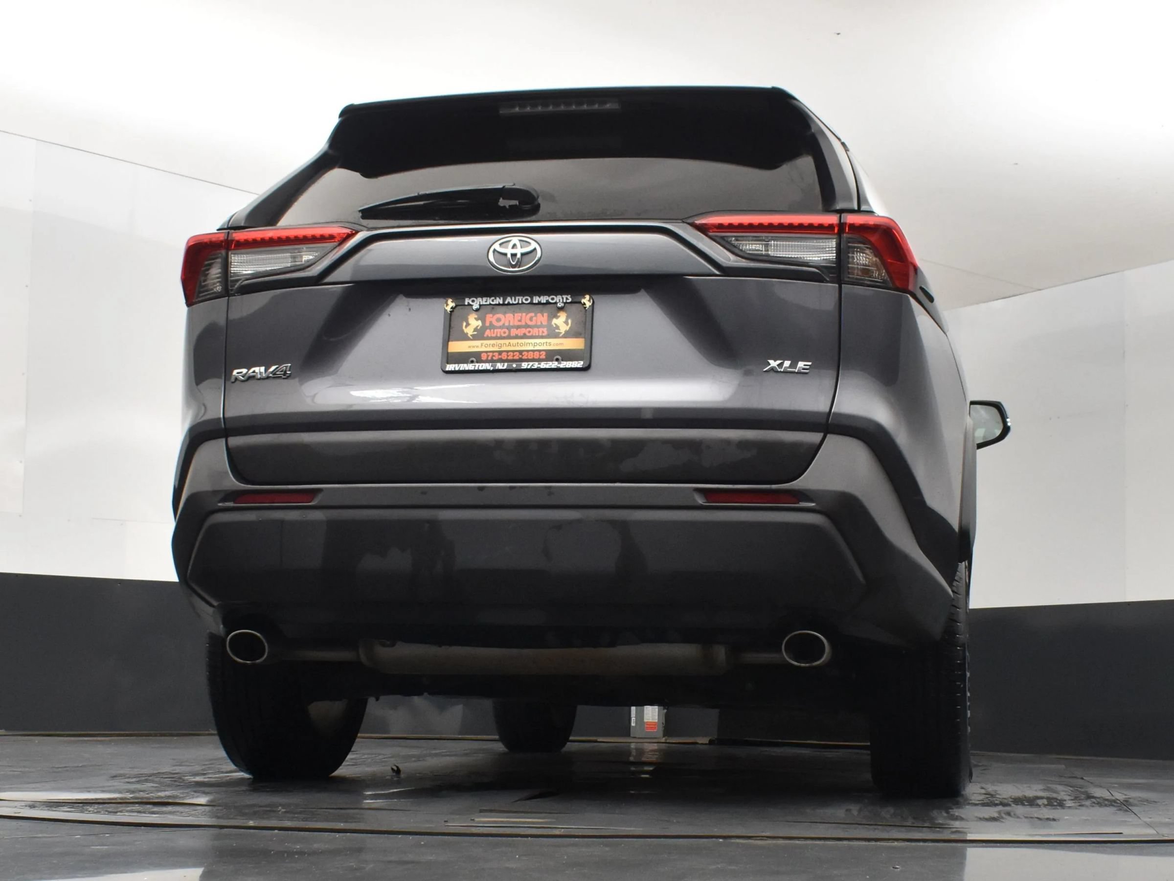 Used 2025 Toyota RAV4 XLE FWD image 10