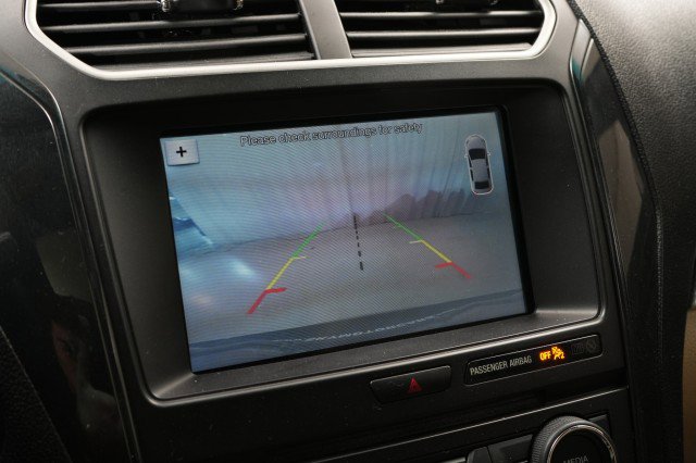 Used 2017 Ford Explorer XLT w/ Equipment Group 201A image 50