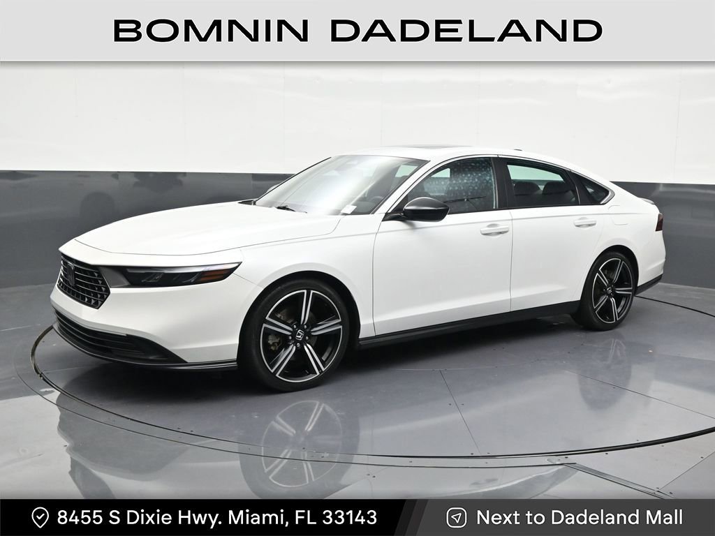 Used 2023 Honda Accord Sport image 1