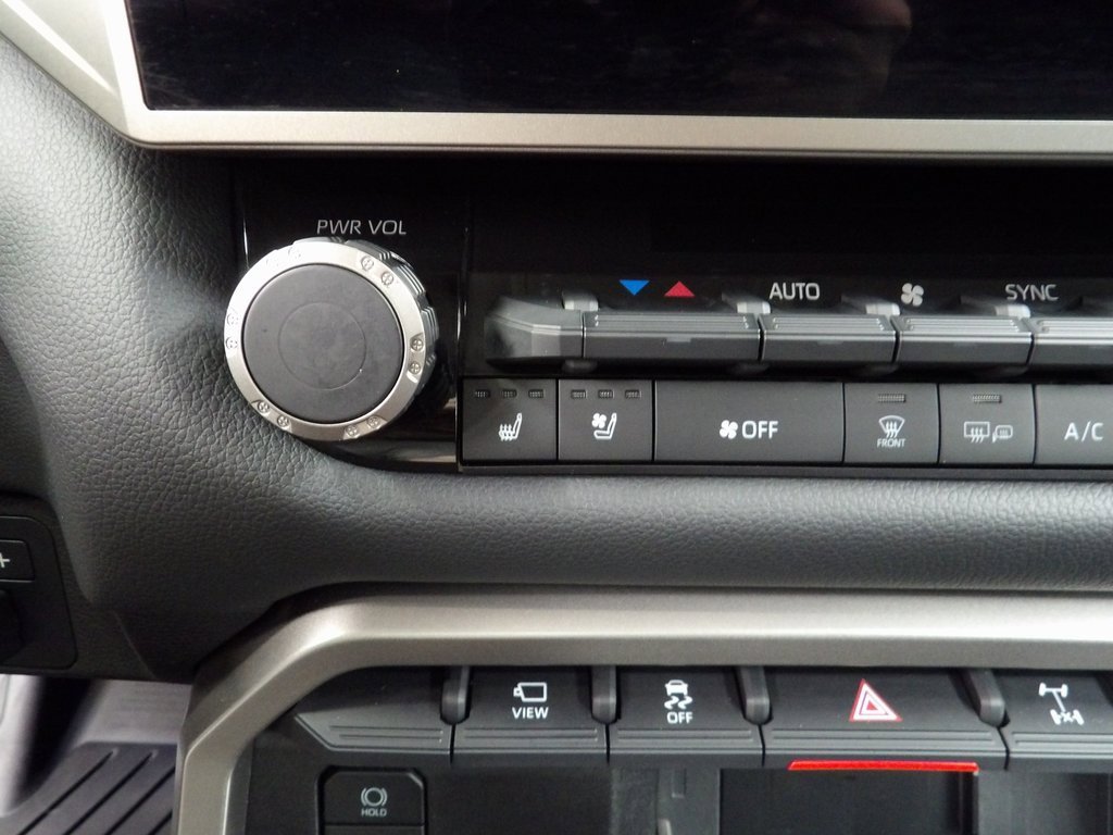 Used 2024 Toyota Tundra Limited image 55