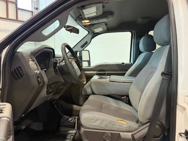 Used 2016 Ford F250 XLT AWD/4WD image 13
