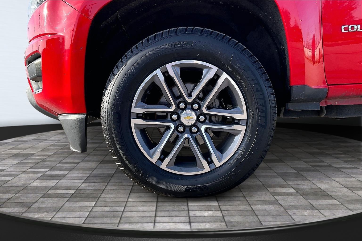 Used 2019 Chevrolet Colorado W/T w/ Custom Special Edition image 8