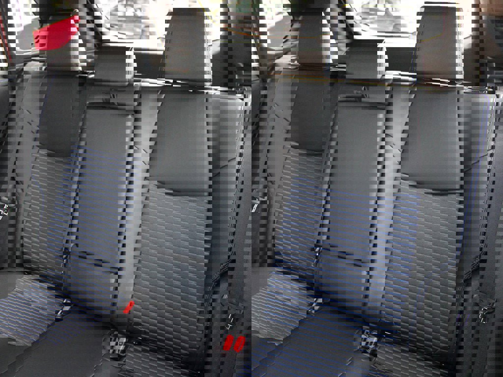 Used 2025 Toyota RAV4 XSE image 31