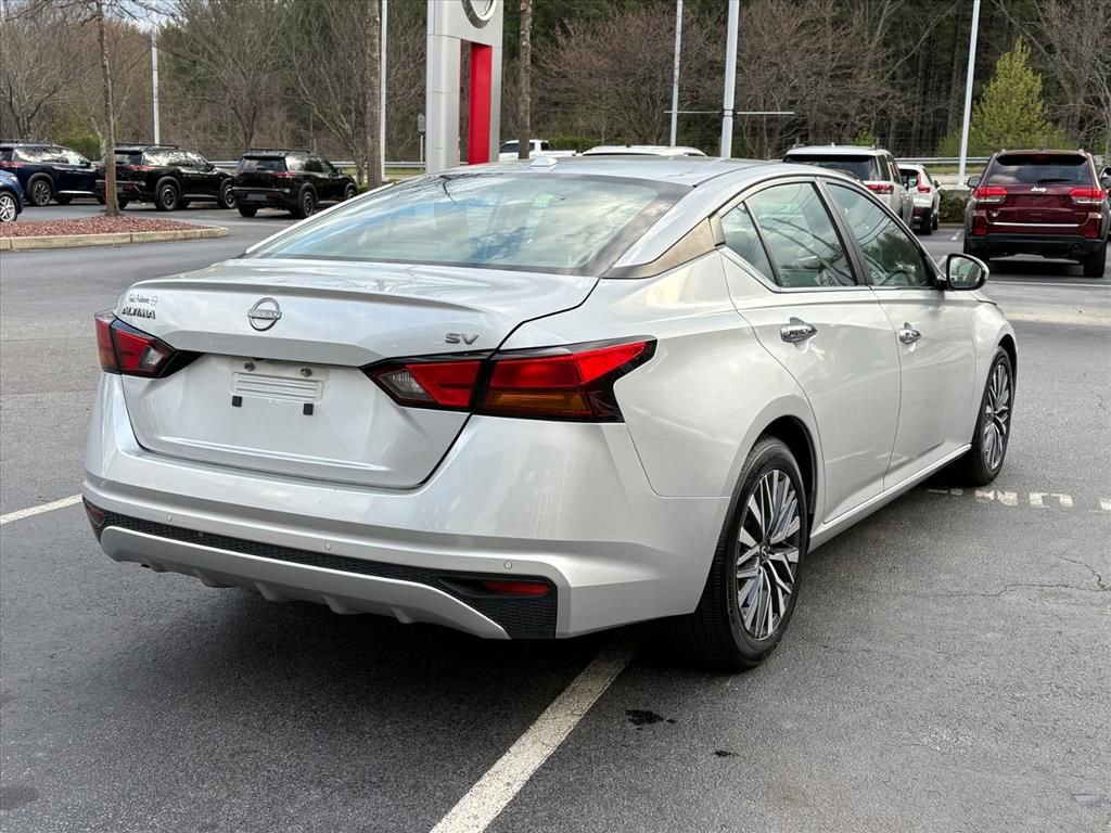 Used 2023 Nissan Altima 2.5 SV image 8