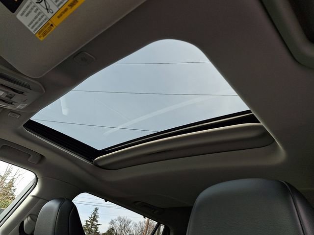 Used 2023 Toyota Highlander XLE image 16