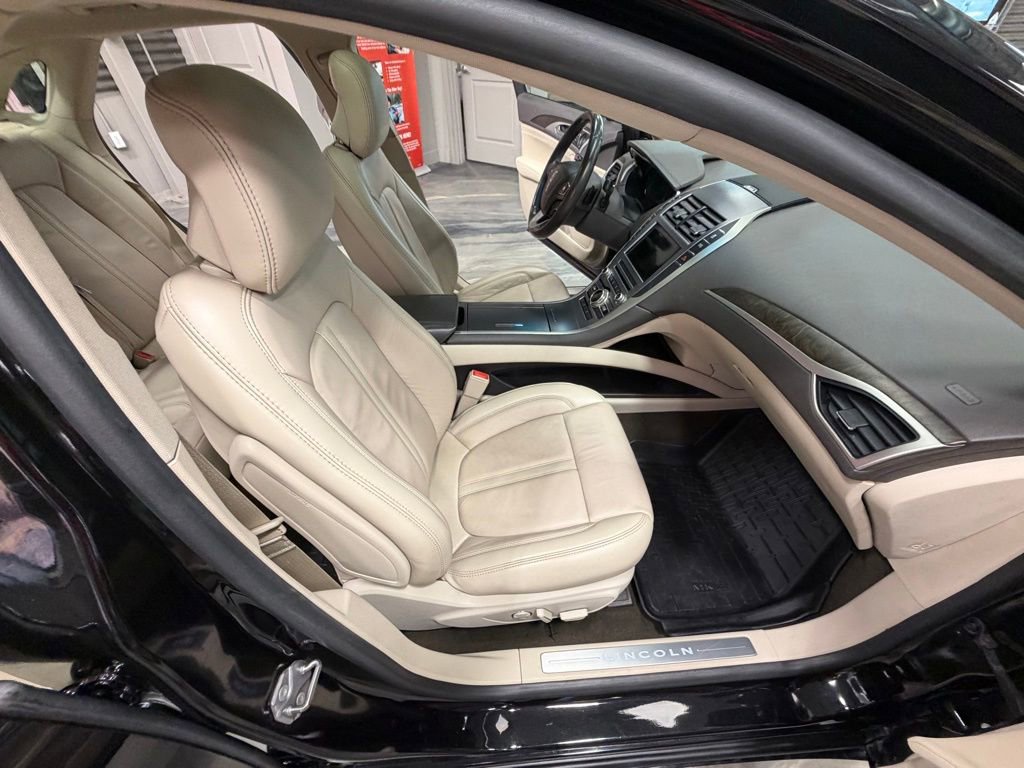 Used 2019 Lincoln MKZ Reserve w/ Reserve Plus Package AWD/4WD image 43
