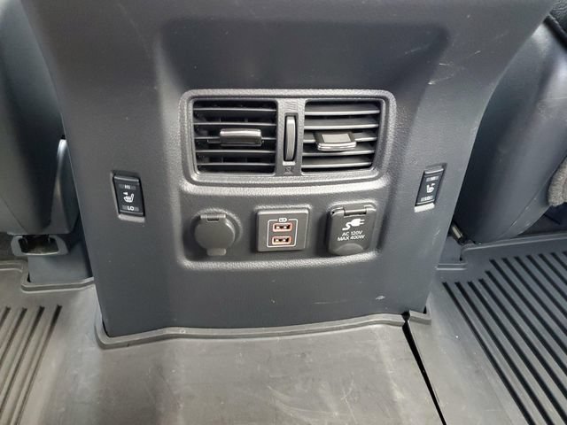 Used 2023 Nissan Titan PRO-4X w/ Pro-4x Convenience Package AWD/4WD image 26