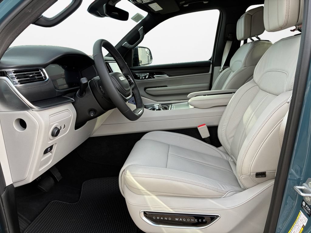 New 2026 Jeep Grand Wagoneer Summit AWD/4WD image 19