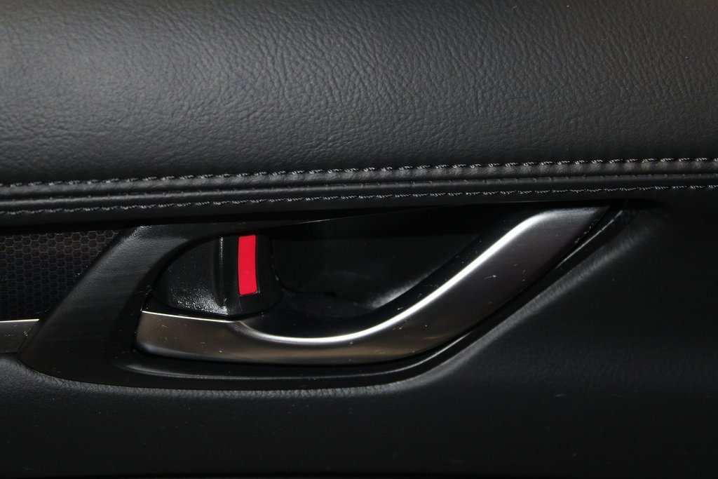 Used 2023 MAZDA CX-5 Carbon Edition image 8