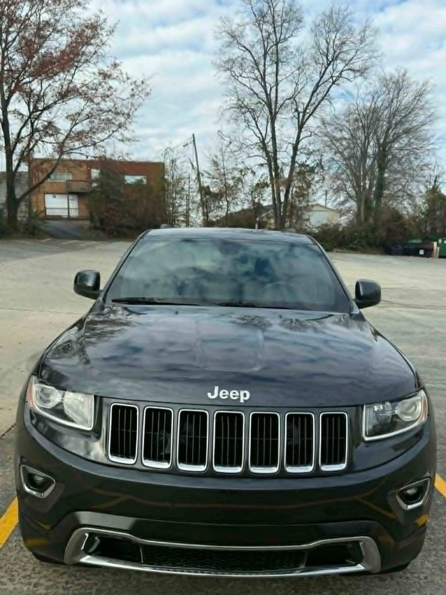 Used 2016 Jeep Grand Cherokee Laredo w/ Quick Order Package 23E AWD/4WD image 4