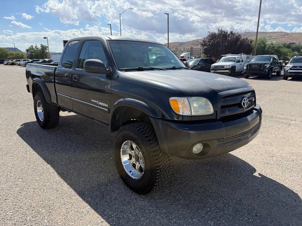 Used 2004 Toyota Tundra Limited w/ Towing Pkg AWD/4WD image 3