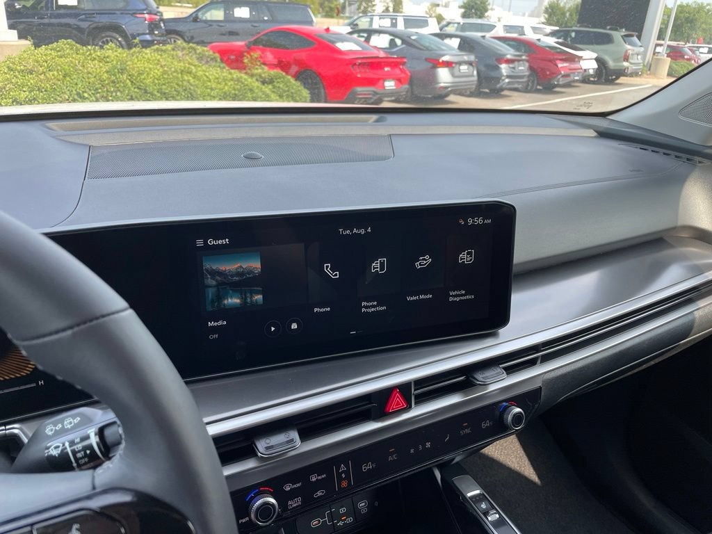 New 2026 Kia Sorento S w/ S Panoramic Sunroof Package FWD image 16
