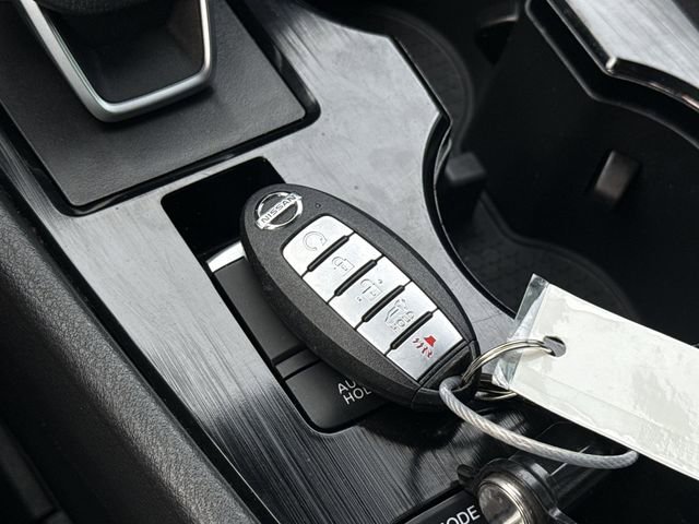 Used 2021 Nissan Rogue SV w/ Premium Package image 29