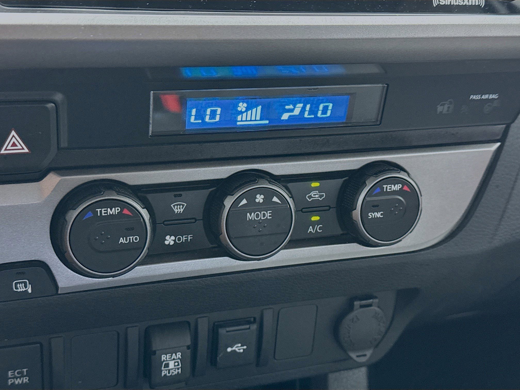 Used 2023 Toyota Tacoma SR5 w/ Technology Package RWD image 12