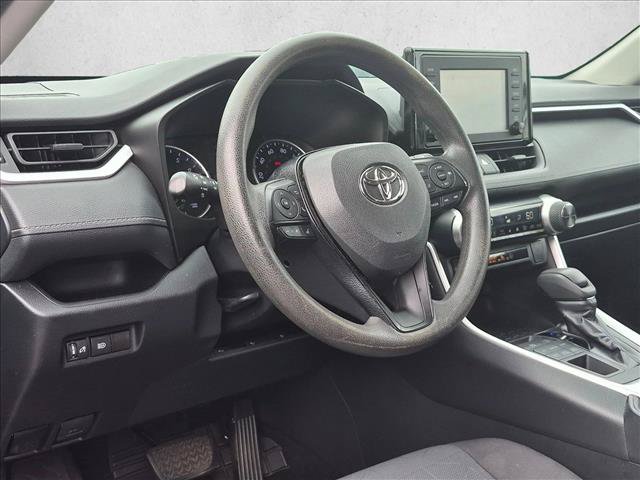 Used 2019 Toyota RAV4 XLE AWD/4WD image 10