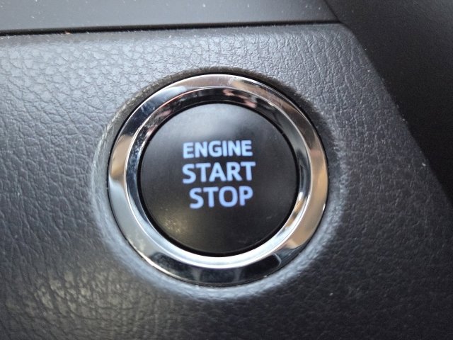 Used 2023 Toyota Camry LE w/ Convenience Package image 21