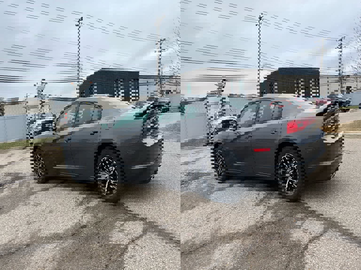 Used 2014 Dodge Charger R/T image 25