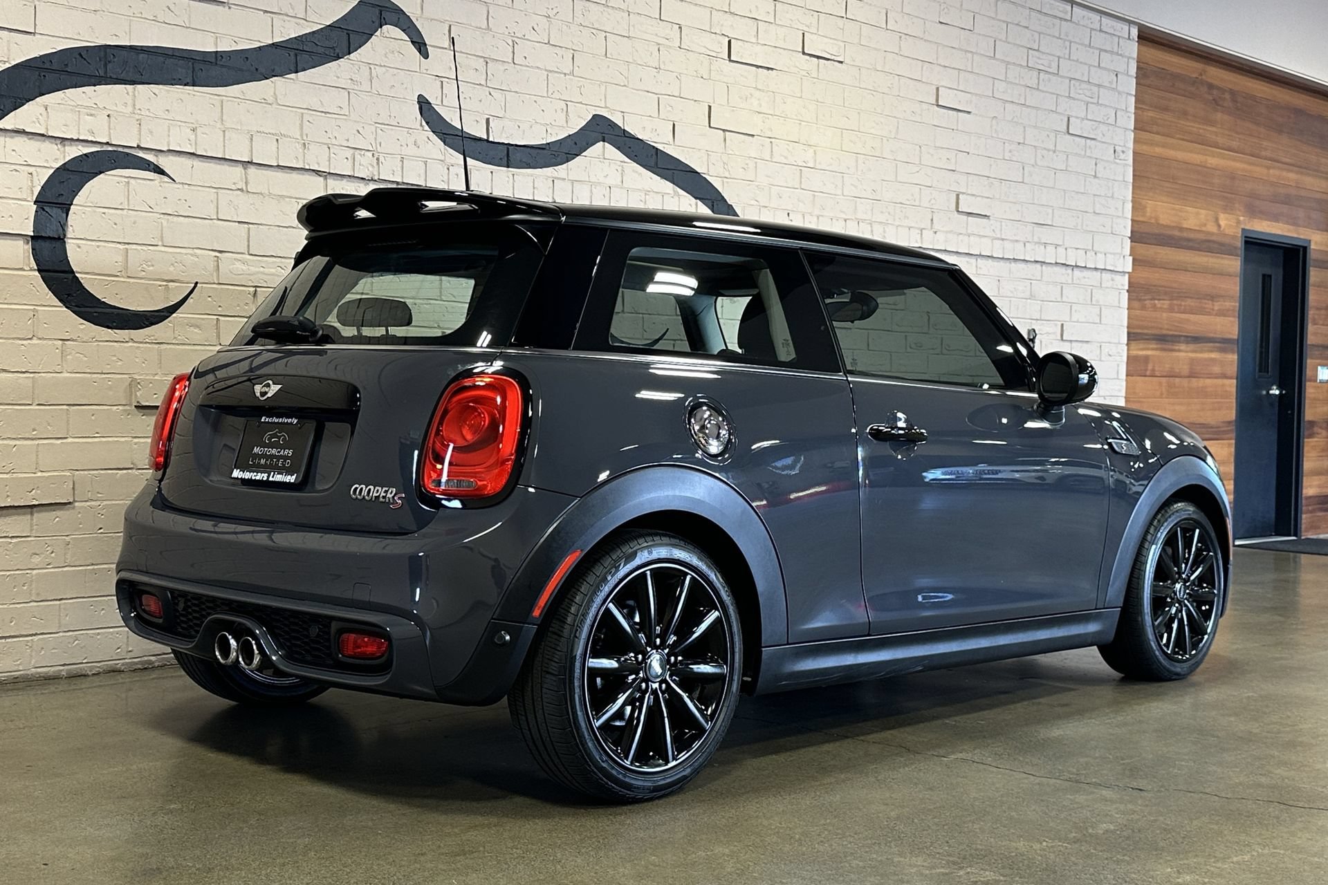 Used 2014 MINI Cooper S FWD image 4