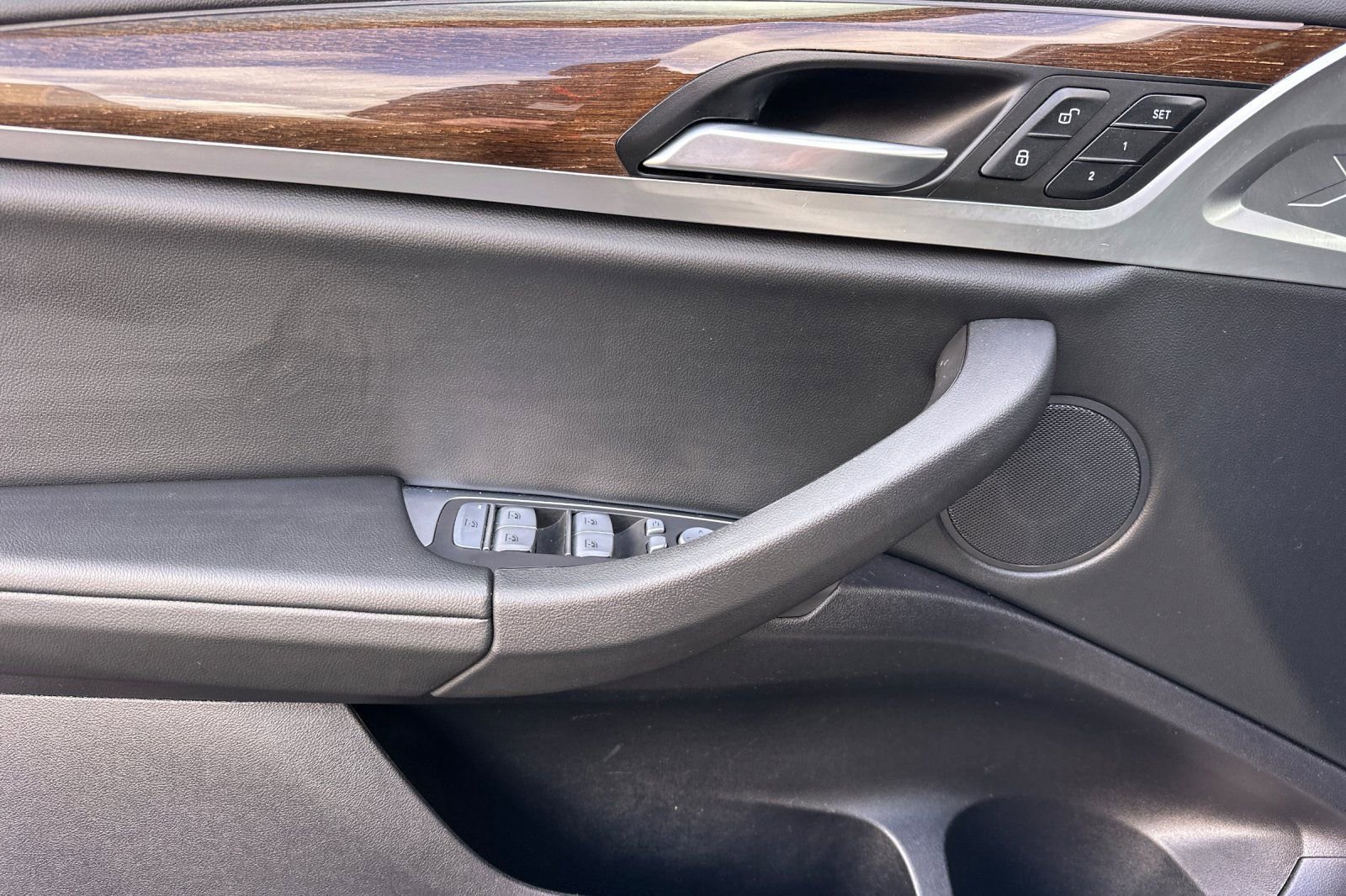 Used 2023 BMW X4 xDrive30i w/ Premium Package AWD/4WD image 10