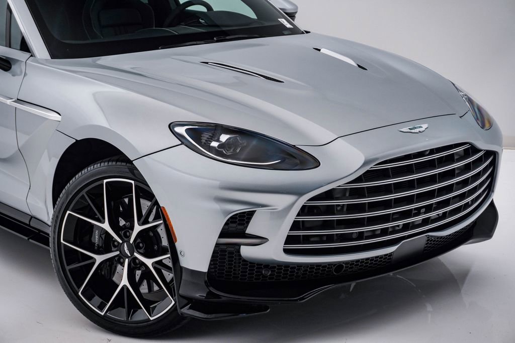 New 2026 Aston Martin DBX 707 AWD/4WD image 4