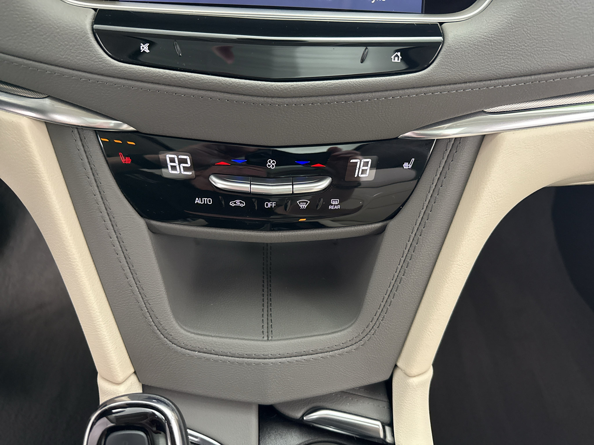 Used 2024 Cadillac XT5 Premium Luxury FWD image 25
