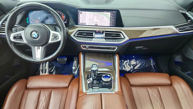 Used 2022 BMW X6 xDrive40i w/ Executive Package image 90