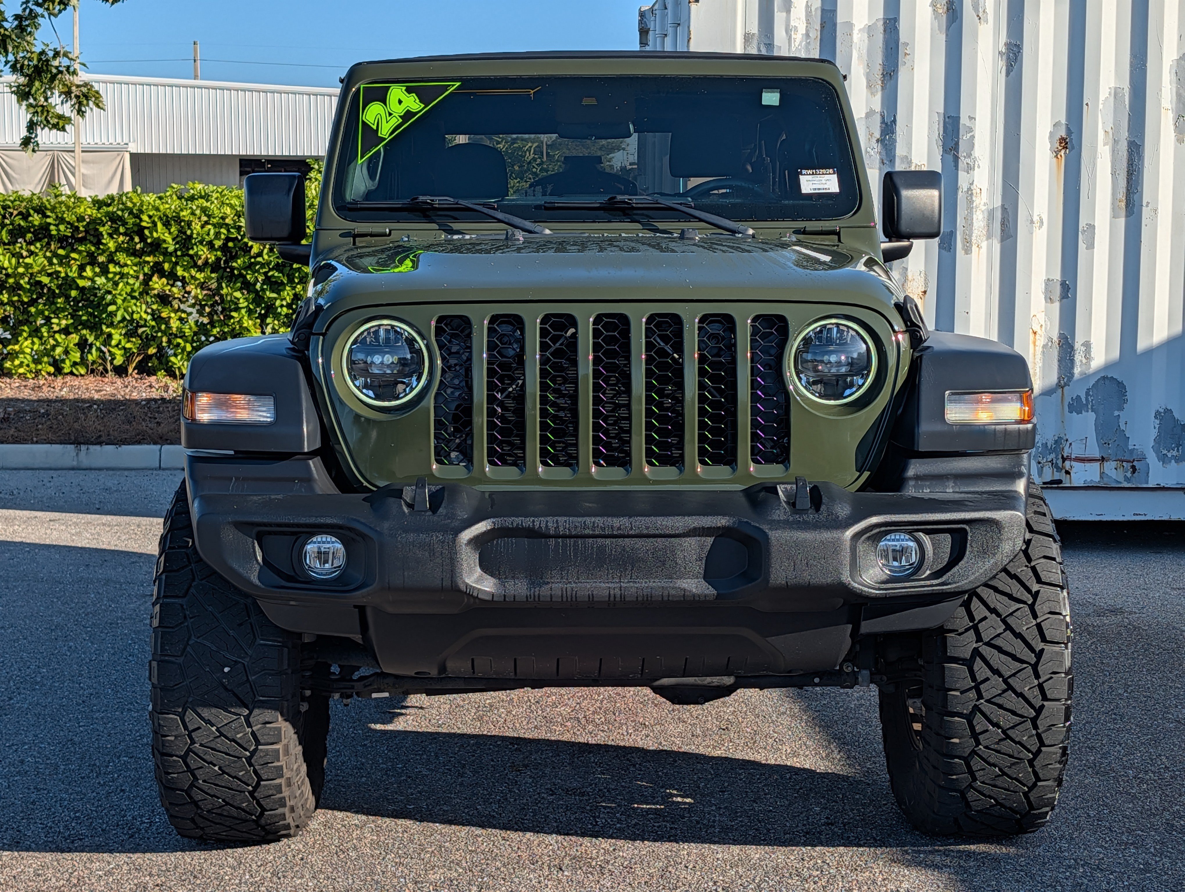 Used 2024 Jeep Wrangler Sport AWD/4WD image 9