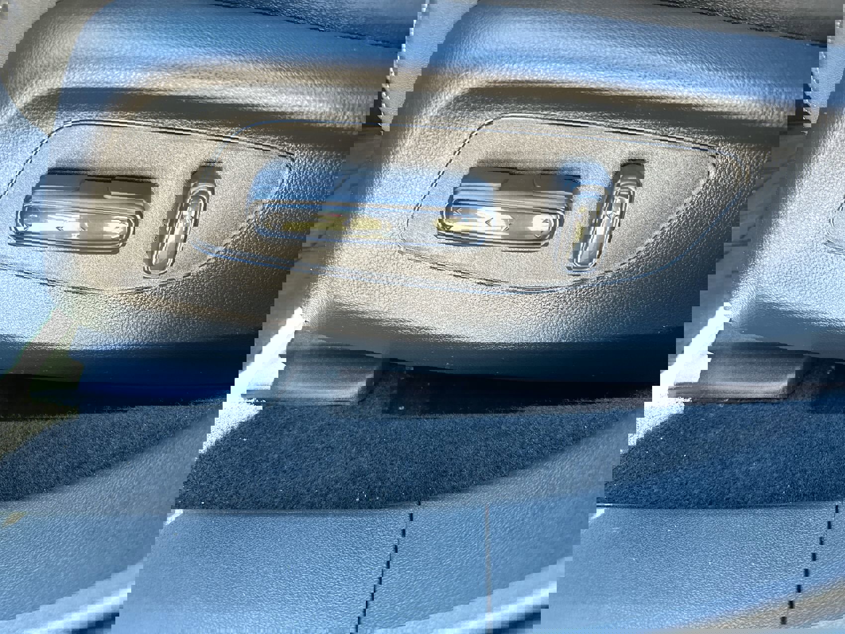 Used 2025 Acura ADX FWD image 12