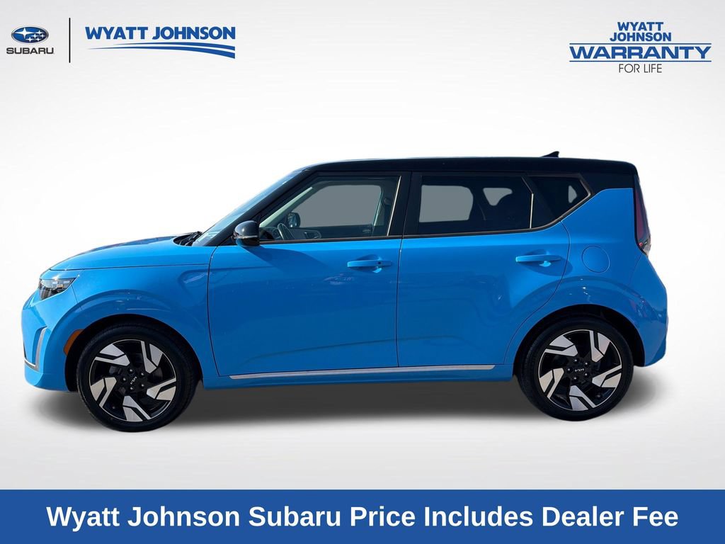 Used 2023 Kia Soul GT-Line FWD image 4