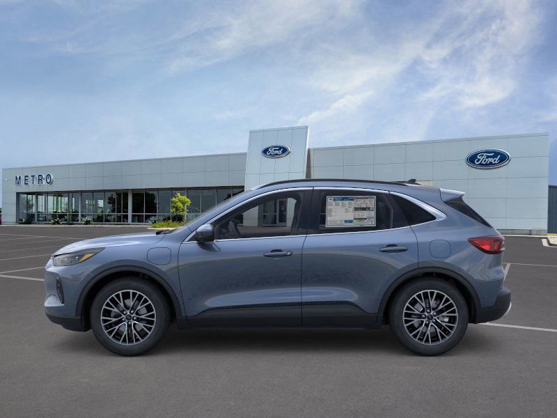 New 2026 Ford Escape SE w/ PHEV Premium Package image 3