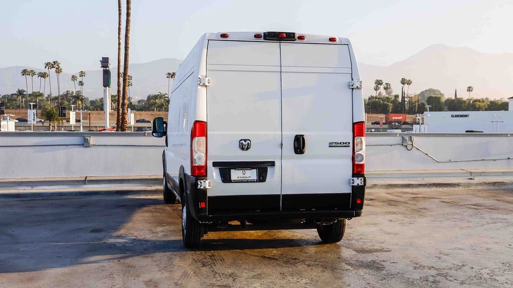 Used 2023 RAM ProMaster 2500 w/ Premium Convenience Group (B) image 7