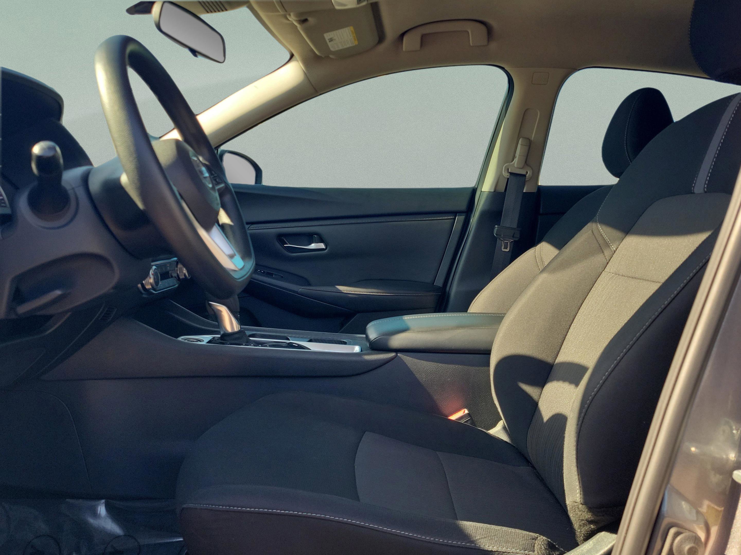 Certified 2023 Nissan Sentra SV image 17