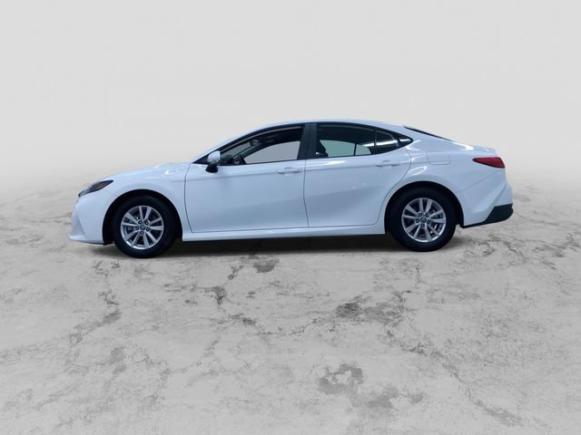 Used 2026 Toyota Camry LE FWD image 7